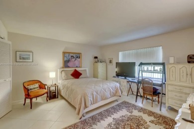 % DOWN PAYMENT OPTION WITH THIS UNIT, ALL AGES COMMUNITY 3 bed 2 on Inverrary Country Club in Florida - for sale on GolfHomes.com, golf home, golf lot