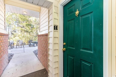 This is an immaculate and fully-furnished 3-bedroom/2-bathroom on Wachesaw Plantation East Golf Course in South Carolina - for sale on GolfHomes.com, golf home, golf lot