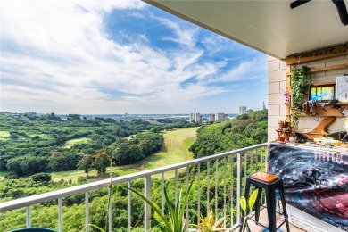 Beautifully renovated 2 bedrooms 2 full bathroom unit with 1 on Pearl Country Club in Hawaii - for sale on GolfHomes.com, golf home, golf lot