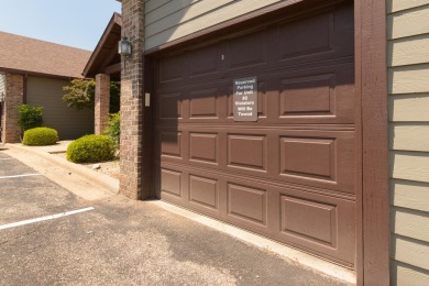 This spacious condo has a Great floorplan and a Garage! View the on Ledgestone Country Club and Golf Course in Missouri - for sale on GolfHomes.com, golf home, golf lot