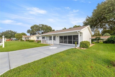 Well Maintained *Pecan* Model in Spruce Creek South - 55+ Gated on The Links of Spruce Creek in Florida - for sale on GolfHomes.com, golf home, golf lot