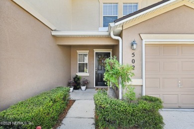 Check out this adorable unit in Lake Ridge North! With 1,296 on Golf Club At Fleming Island in Florida - for sale on GolfHomes.com, golf home, golf lot