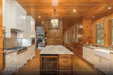 Spread your wings in this spacious post-and-beam home, located on Old Edwards Club in North Carolina - for sale on GolfHomes.com, golf home, golf lot