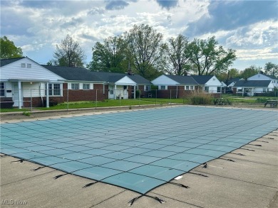Welcome to low-maintenance living at its finest! This on Briardale Greens Golf Course in Ohio - for sale on GolfHomes.com, golf home, golf lot