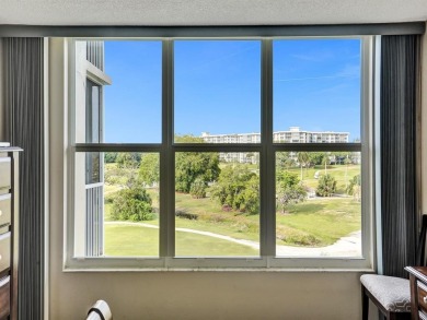 Move-in ready--just bring your toothbrush. Beautiful 1-bedroom on  in Florida - for sale on GolfHomes.com, golf home, golf lot