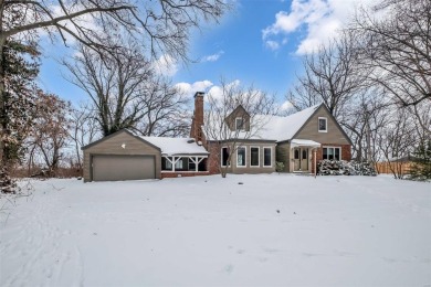 Charming Bluffside Retreat with Panoramic River Valley Views

 on Emerald Greens Golf Course in Missouri - for sale on GolfHomes.com, golf home, golf lot