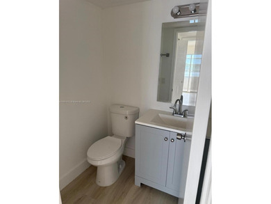 Great investment opportunity that allows immediate rentals--no on Flamingo Lakes Country Club in Florida - for sale on GolfHomes.com, golf home, golf lot