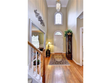 Impeccably maintained, transitional home in the heart of Ford's on Fords Colony Country Club in Virginia - for sale on GolfHomes.com, golf home, golf lot