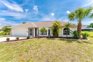 Brand new pool cage and fully resurfaced pool! This turnkey on Pinemoor West Golf Club in Florida - for sale on GolfHomes.com, golf home, golf lot