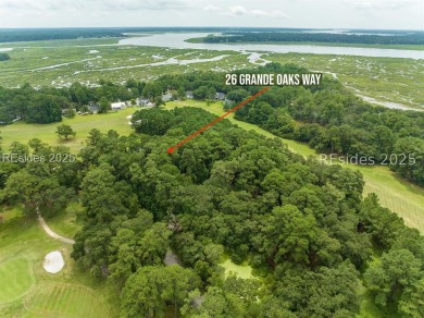 Large wooded lot located in Pleasant Point Plantation situated on The Golf Club at Pleasant Point Plantation in South Carolina - for sale on GolfHomes.com, golf home, golf lot