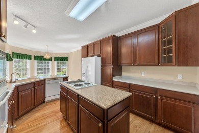 This 2,500 sq ft all-brick home offers comfortable one-level on Link Hills Country Club in Tennessee - for sale on GolfHomes.com, golf home, golf lot