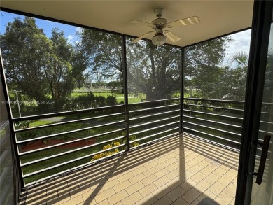 GREAT LOCATION, centrally located in Pembroke Pines at Park on Pembroke Lakes Golf Club in Florida - for sale on GolfHomes.com, golf home, golf lot