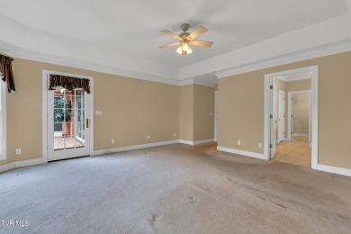 This 2,500 sq ft all-brick home offers comfortable one-level on Link Hills Country Club in Tennessee - for sale on GolfHomes.com, golf home, golf lot