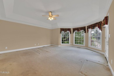 This 2,500 sq ft all-brick home offers comfortable one-level on Link Hills Country Club in Tennessee - for sale on GolfHomes.com, golf home, golf lot