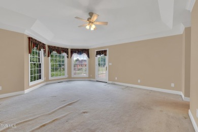 This 2,500 sq ft all-brick home offers comfortable one-level on Link Hills Country Club in Tennessee - for sale on GolfHomes.com, golf home, golf lot