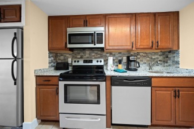 This beautifully updated 1 bedroom, 1 bath unit in Ocean Villas on Cane Patch Driving Range in South Carolina - for sale on GolfHomes.com, golf home, golf lot