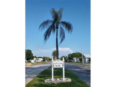 *WOW* a phenomenal *Gormay* with a great location!! Clubhouse is on Mainlands Golf Club in Florida - for sale on GolfHomes.com, golf home, golf lot