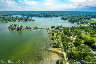 Build Your Dream Home!! On This Beautiful Peninsula Lake Front on Highland Hills Golf Course in Michigan - for sale on GolfHomes.com, golf home, golf lot