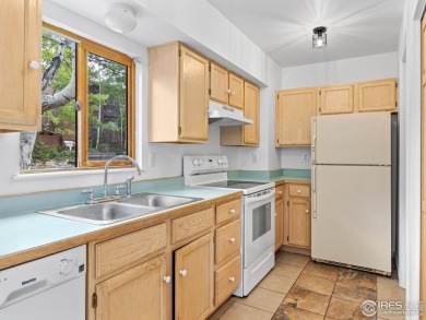 Welcome home to Eagles Landing, Unit H1-a delightful first-floor on Estes Park Golf Course in Colorado - for sale on GolfHomes.com, golf home, golf lot