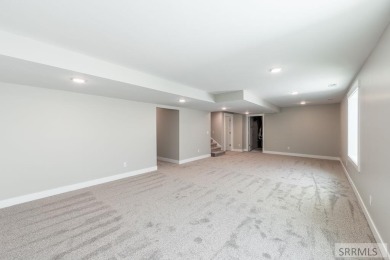 INCLUDES LANDSCAPING & MOVE-IN READY! Welcome to your new home on Sage Lakes Municipal Golf Course in Idaho - for sale on GolfHomes.com, golf home, golf lot