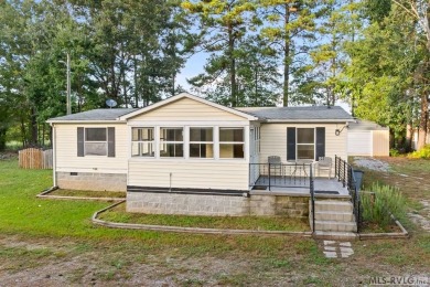 Remodeled manufactured home in lovely waterfront golf course on Tanglewood Shores Golf Club in Virginia - for sale on GolfHomes.com, golf home, golf lot