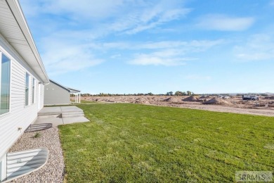 INCLUDES LANDSCAPING & MOVE-IN READY! Welcome to your new home on Sage Lakes Municipal Golf Course in Idaho - for sale on GolfHomes.com, golf home, golf lot