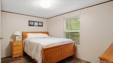 Brand New, Fully Furnished 2 Bedroom, 2 Bath Home.Move right in on Tanglewood Shores Golf Club in Virginia - for sale on GolfHomes.com, golf home, golf lot