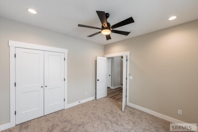 LANDSCAPING INCLUDED & MOVE-IN READY! Welcome to your new home on Sage Lakes Municipal Golf Course in Idaho - for sale on GolfHomes.com, golf home, golf lot