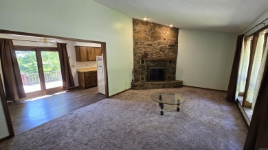 Welcome to market this Charming 3-bedroom, 2-bath home located on Indian Hills Country Club in Arkansas - for sale on GolfHomes.com, golf home, golf lot