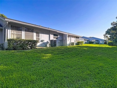 Move-in ready, this stunning 2-bedroom, 2-bath condo in the on Beacon Woods Golf Club in Florida - for sale on GolfHomes.com, golf home, golf lot