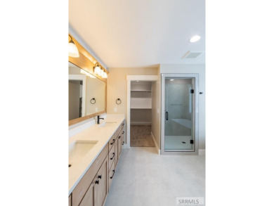 LANDSCAPING INCLUDED & MOVE-IN READY! Welcome to your new home on Sage Lakes Municipal Golf Course in Idaho - for sale on GolfHomes.com, golf home, golf lot