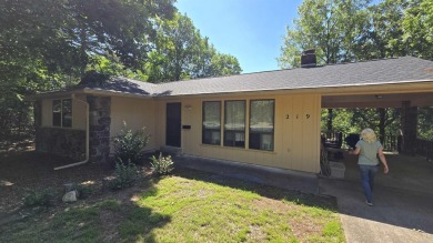 Welcome to market this Charming 3-bedroom, 2-bath home located on Indian Hills Country Club in Arkansas - for sale on GolfHomes.com, golf home, golf lot