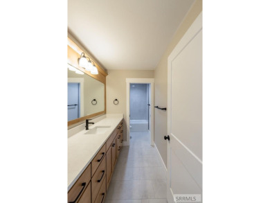 LANDSCAPING INCLUDED & MOVE-IN READY! Welcome to your new home on Sage Lakes Municipal Golf Course in Idaho - for sale on GolfHomes.com, golf home, golf lot