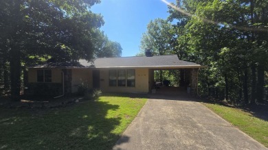 Welcome to market this Charming 3-bedroom, 2-bath home located on Indian Hills Country Club in Arkansas - for sale on GolfHomes.com, golf home, golf lot