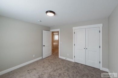 LANDSCAPING INCLUDED & MOVE-IN READY! Welcome to your new home on Sage Lakes Municipal Golf Course in Idaho - for sale on GolfHomes.com, golf home, golf lot