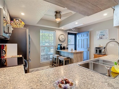 Move-in ready, this stunning 2-bedroom, 2-bath condo in the on Beacon Woods Golf Club in Florida - for sale on GolfHomes.com, golf home, golf lot