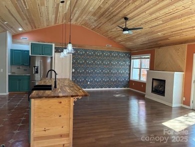 Located on the newly redesigned Waynesville Country Club, this on Waynesville Country Club Inn in North Carolina - for sale on GolfHomes.com, golf home, golf lot