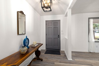 Beautifully renovated 3br/2ba home offering 2569 sq ft of on Shannon Greens Golf Course in South Carolina - for sale on GolfHomes.com, golf home, golf lot