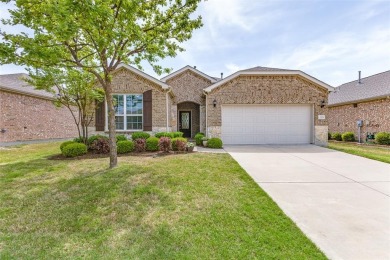 MOVE IN READY.  Immaculate Abbeyville floorplan in Frisco Lakes on Frisco Lakes Golf Course in Texas - for sale on GolfHomes.com, golf home, golf lot