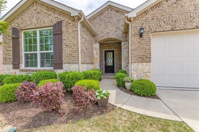 MOVE IN READY.  Immaculate Abbeyville floorplan in Frisco Lakes on Frisco Lakes Golf Course in Texas - for sale on GolfHomes.com, golf home, golf lot