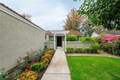 *THIS IS THE LIFE!* Don't miss this rare La Reina Model--2-car on Leisure Village Par 3 Golf Course in California - for sale on GolfHomes.com, golf home, golf lot