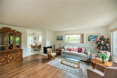 *THIS IS THE LIFE!* Don't miss this rare La Reina Model--2-car on Leisure Village Par 3 Golf Course in California - for sale on GolfHomes.com, golf home, golf lot