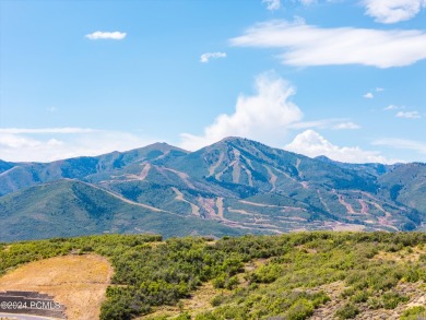 This exceptional cul-de-sac lot is situated in the highly sought on Talisker Club At Tuhaye in Utah - for sale on GolfHomes.com, golf home, golf lot