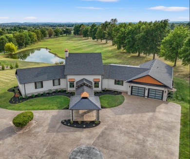 Welcome to Central Kentucky luxury at its finest! When you think on Bright Leaf Golf Course in Kentucky - for sale on GolfHomes.com, golf home, golf lot
