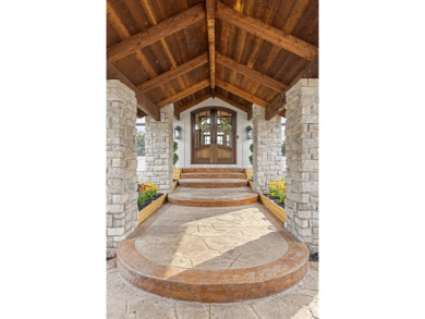 Welcome to Central Kentucky luxury at its finest! When you think on Bright Leaf Golf Course in Kentucky - for sale on GolfHomes.com, golf home, golf lot
