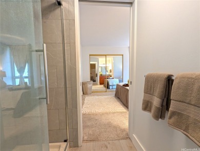 EXPERIENCE PENTHOUSE LIVING AT ITS FINEST in this beautifully on Honolulu Country Club in Hawaii - for sale on GolfHomes.com, golf home, golf lot