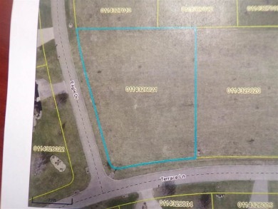 Just Listed!!  Large 1 Acre Corner Lot in the Terrace Ridge on West Liberty Golf and Country Club in Iowa - for sale on GolfHomes.com, golf home, golf lot