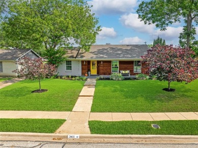 LOCATION, LOCATION, LOCATION! - Golf Course Living at Its Best! on Brookhaven Country Club - Golf Course in Texas - for sale on GolfHomes.com, golf home, golf lot