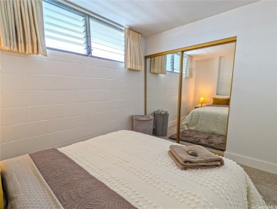 EXPERIENCE PENTHOUSE LIVING AT ITS FINEST in this beautifully on Honolulu Country Club in Hawaii - for sale on GolfHomes.com, golf home, golf lot