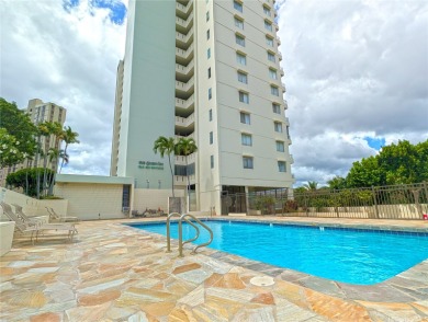 EXPERIENCE PENTHOUSE LIVING AT ITS FINEST in this beautifully on Honolulu Country Club in Hawaii - for sale on GolfHomes.com, golf home, golf lot